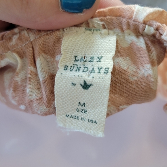 Lazy Sundays Medium Peachy Pink Short Sleeve Blouse White Floral Print Swiss Dot - Picture 5 of 6